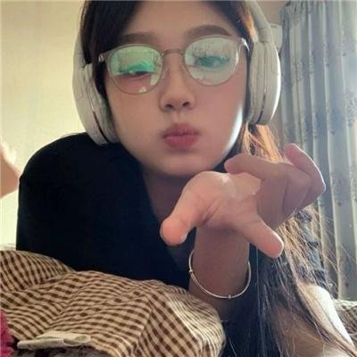 白色：诅咒的旋律